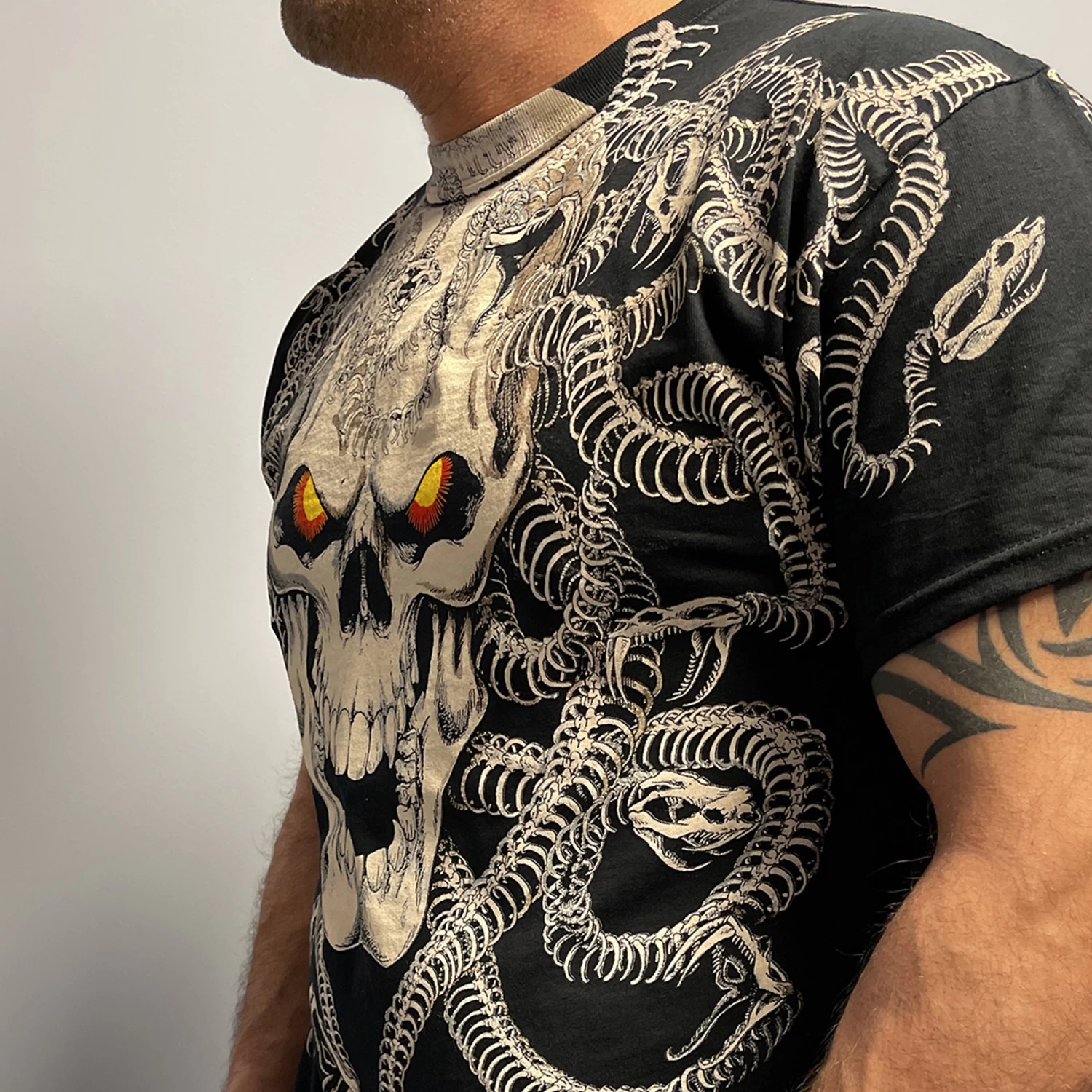 Medusa Black T-Shirt - Image 8